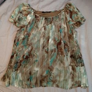 Zac & Rachel Butterfly Short Sleeve, pleated around neck top